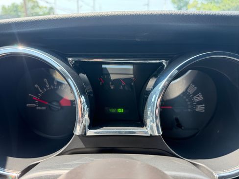 Used 2007 Ford Mustang GT Convertible RWD image 7