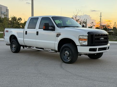Used 2009 Ford F250 XL image 7