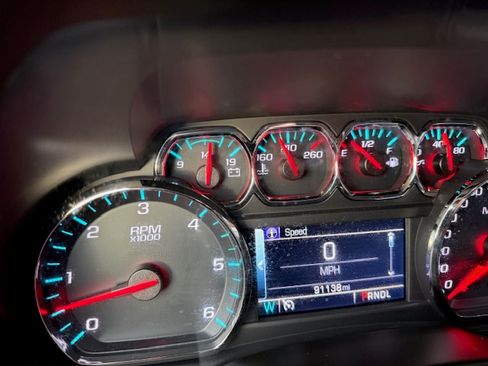 Used 2019 GMC Yukon SLT image 10