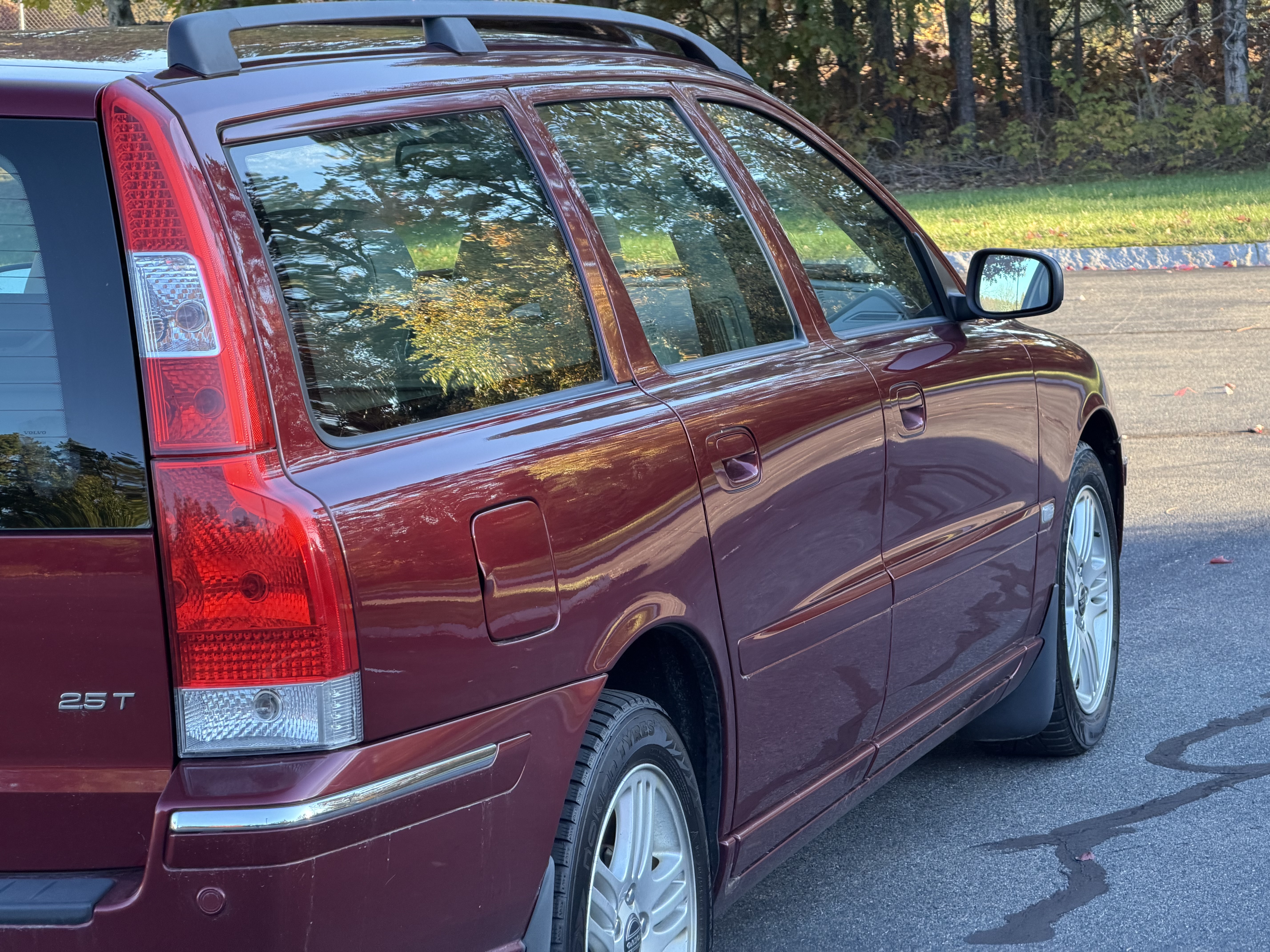 Used 2006 Volvo V70 2.5T FWD image 57