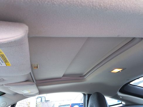 Used 2007 Mitsubishi Eclipse GS image 29