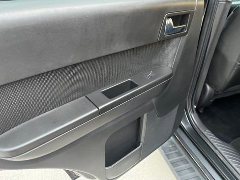 Used 2011 Ford Escape Limited image 24