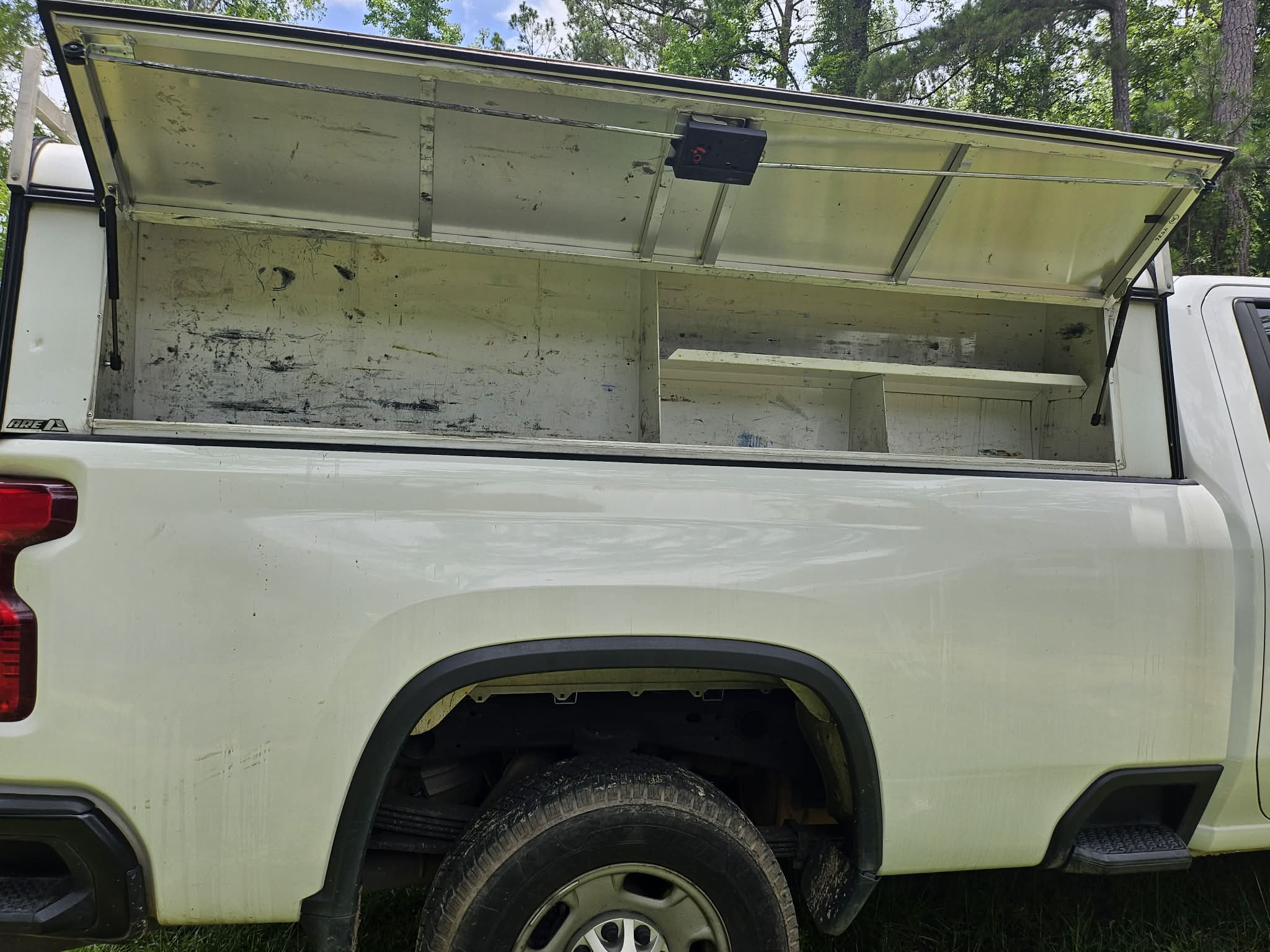 Used 2020 Chevrolet Silverado 2500 Work Truck Pickup 4D 8 ft RWD image 11
