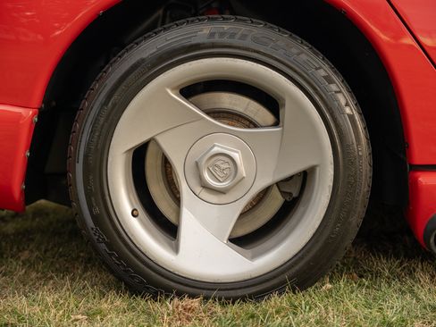 Used 1994 Dodge Viper RT/10 image 35