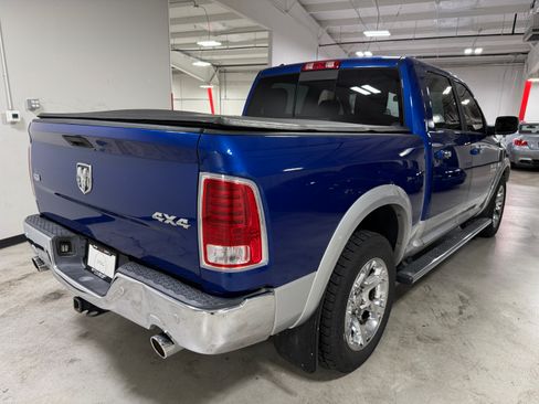 Used 2015 RAM 1500 4x4 Crew Cab Laramie image 5