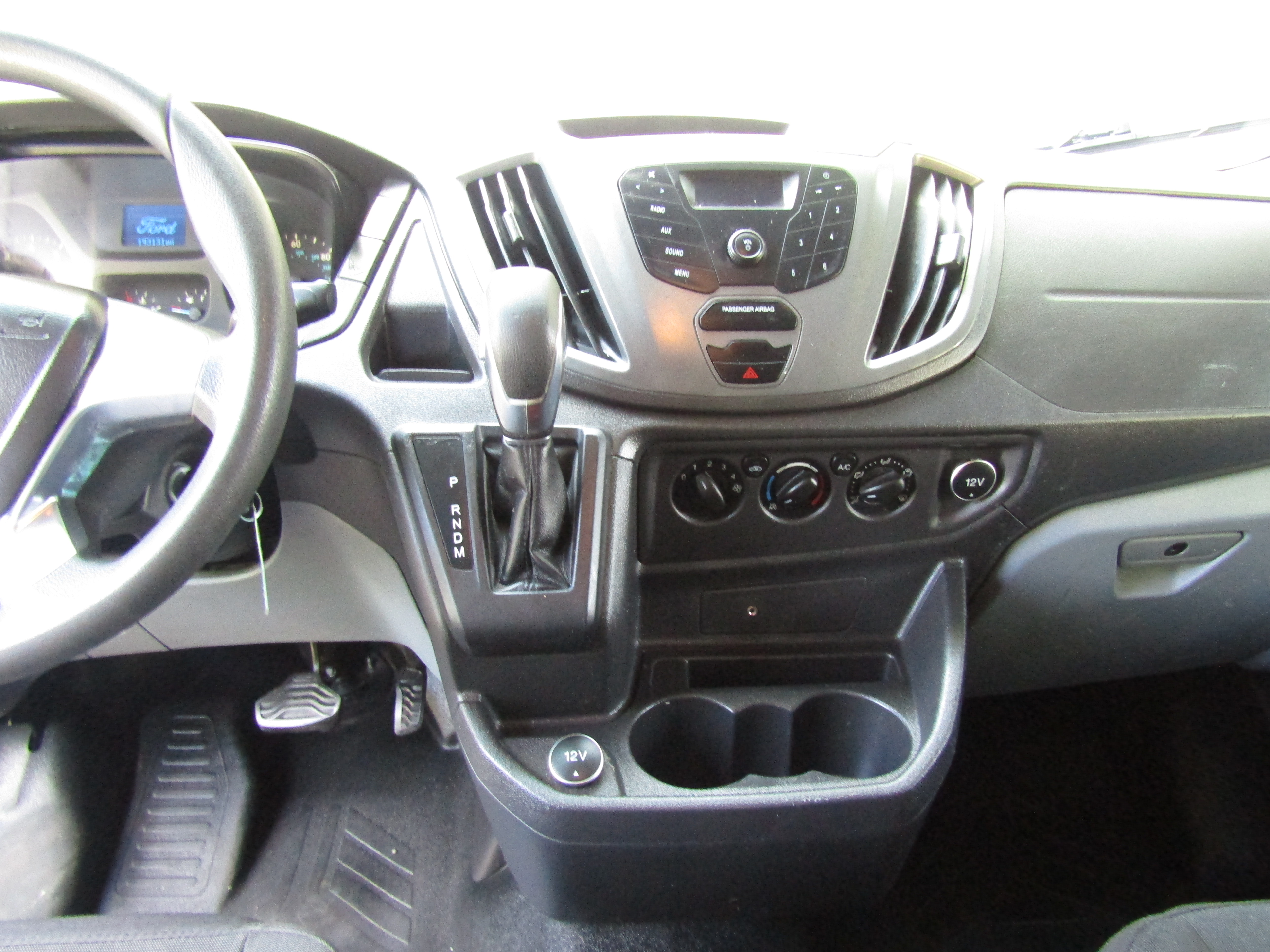 Used 2019 Ford Transit 250 130 Low Roof RWD image 13