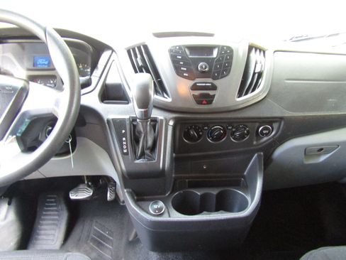 Used 2019 Ford Transit 250 130 Low Roof RWD image 13