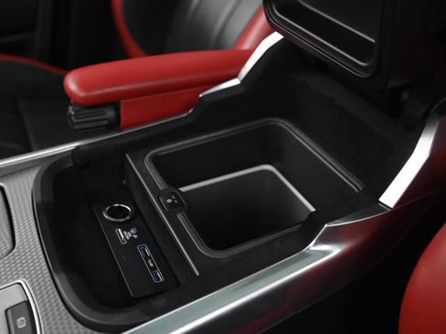 Used 2020 Land Rover Range Rover Sport HST image 38