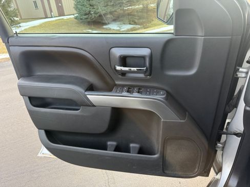 Used 2015 Chevrolet Silverado 1500 LT image 16