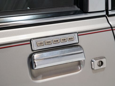 Used 1990 Lincoln Mark VII Blass image 36