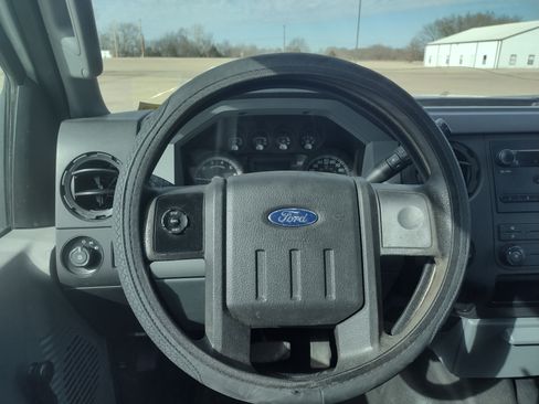 Used 2014 Ford F250 image 12