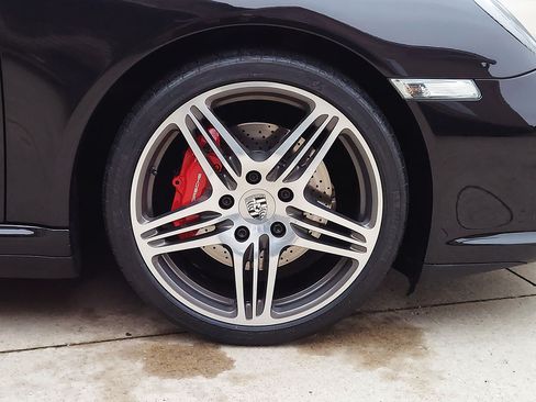 Used 2009 Porsche 911 Carrera 4S image 21