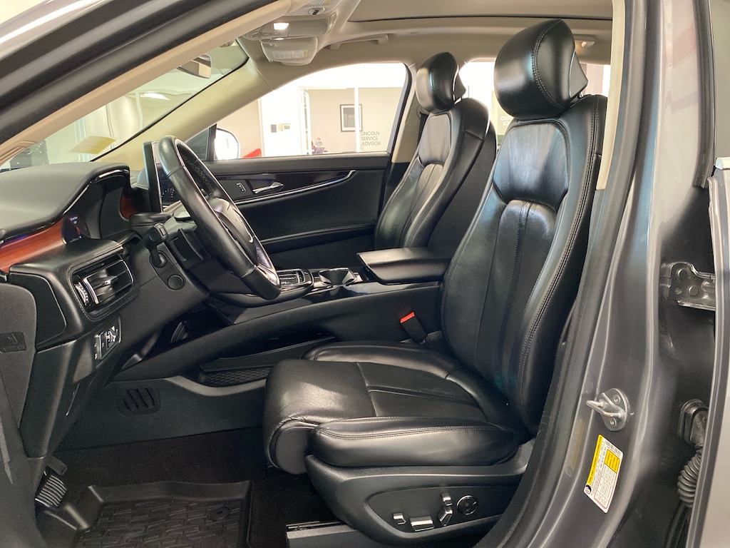 Used 2021 Lincoln Nautilus Reserve AWD/4WD image 12