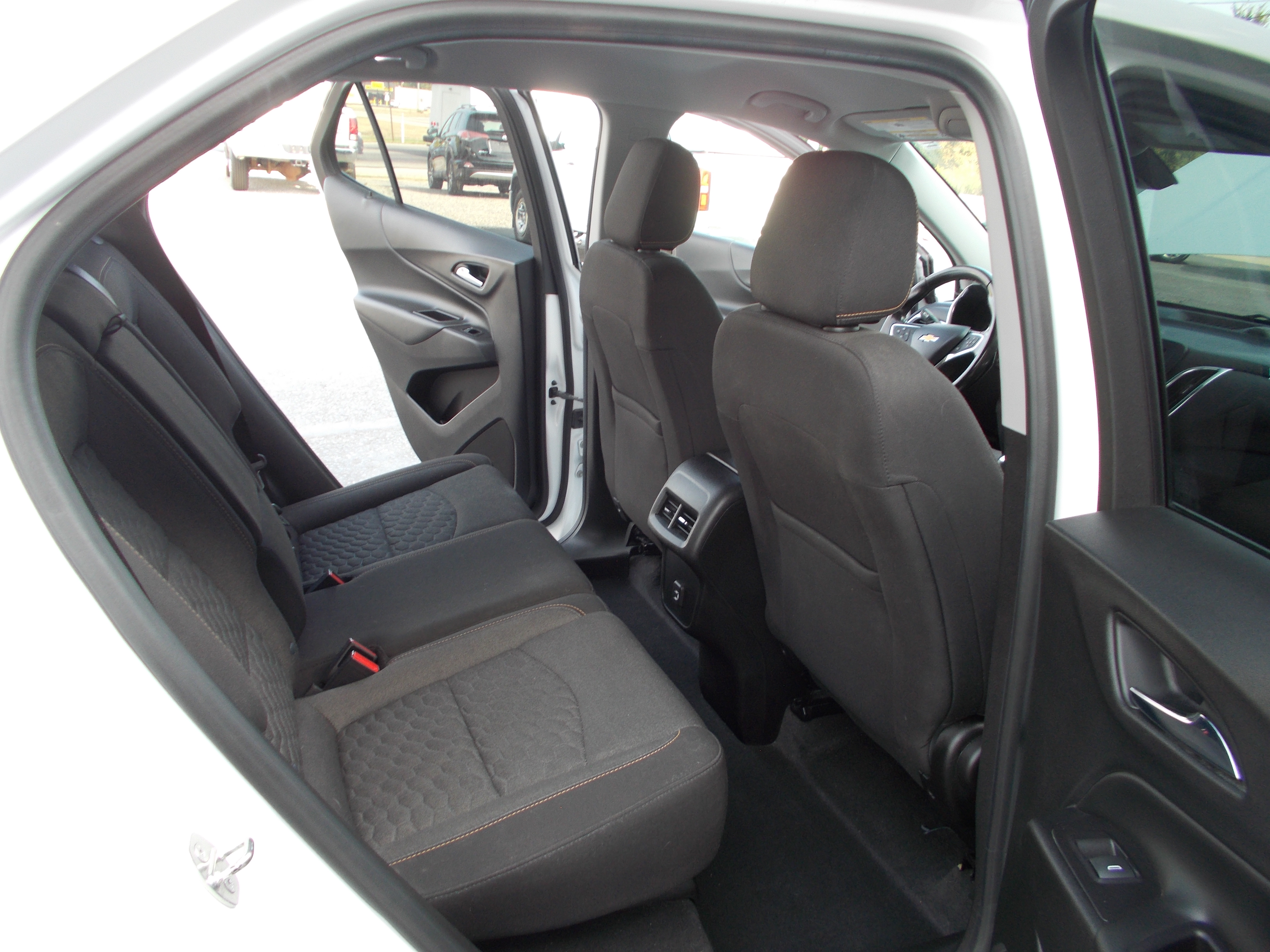 Used 2019 Chevrolet Equinox LT AWD/4WD image 19