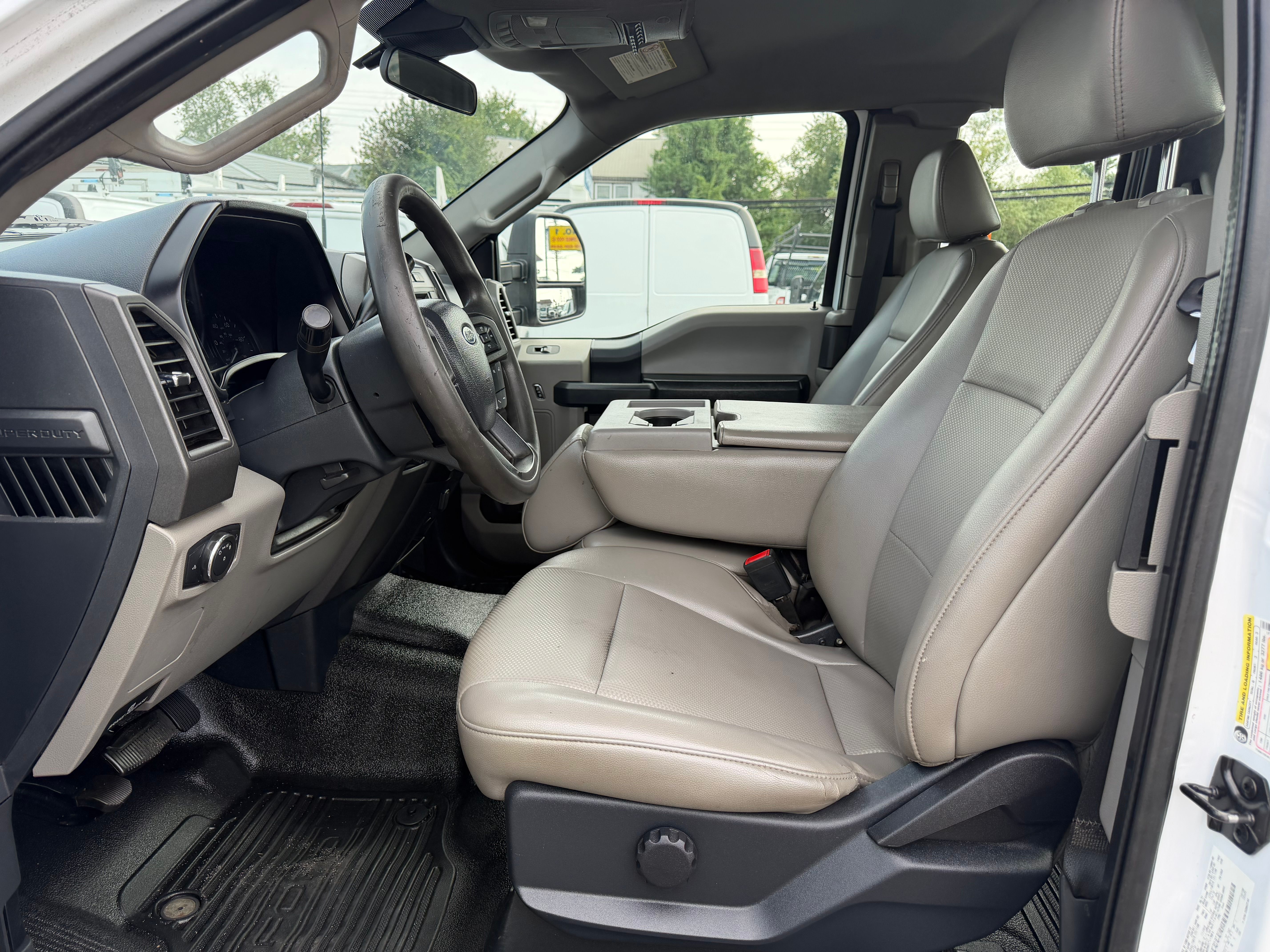 Used 2022 Ford F250 4x4 SuperCab Super Duty image 8