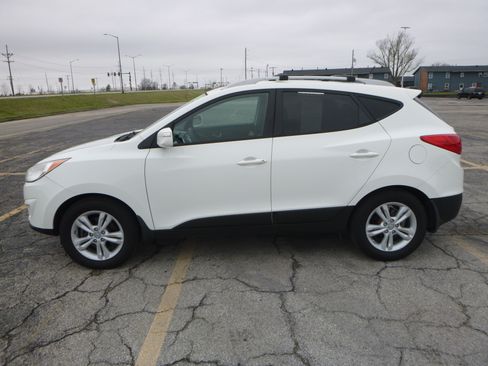Used 2012 Hyundai Tucson GLS image 13