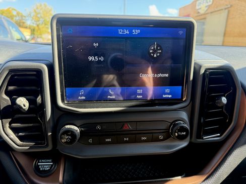 Used 2021 Ford Bronco Sport Outer Banks image 14