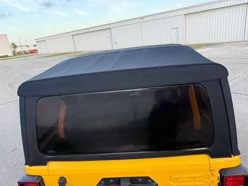Used 2019 Jeep Wrangler 4WD Unlimited Sport image 50