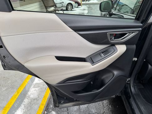Used 2019 Subaru Forester Premium image 12