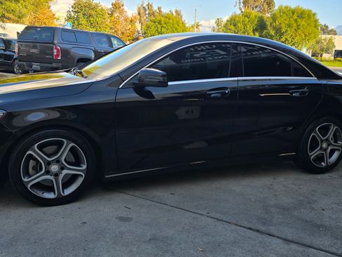 Used 2014 Mercedes-Benz CLA 250 image 42