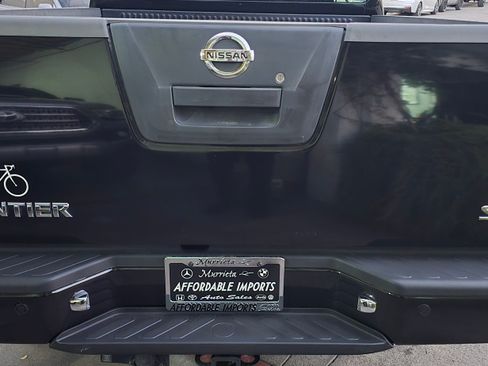 Used 2012 Nissan Frontier SV image 47