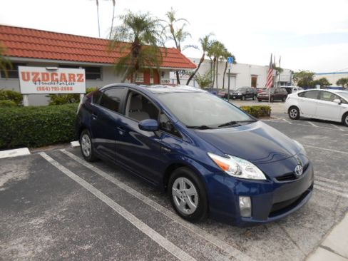 Used 2011 Toyota Prius III Hatchback 4D FWD image 8