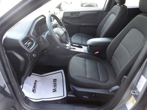 Used 2023 Ford Escape AWD Active image 12