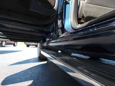 Used 2020 Chevrolet Silverado 1500 LT Z71 image 17