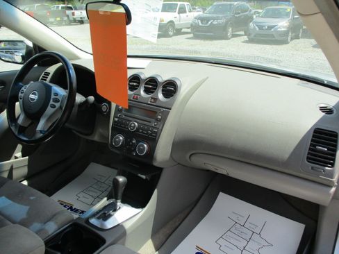 Used 2009 Nissan Altima S FWD image 26