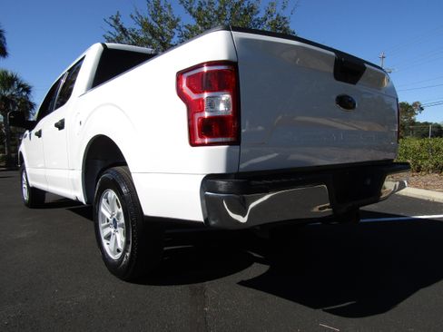 Used 2020 Ford F150 XLT image 3
