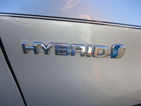 Used 2010 Toyota Prius Two image 18