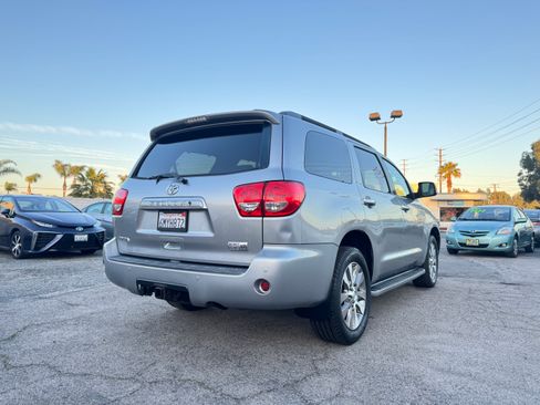 Used 2010 Toyota Sequoia Limited image 7