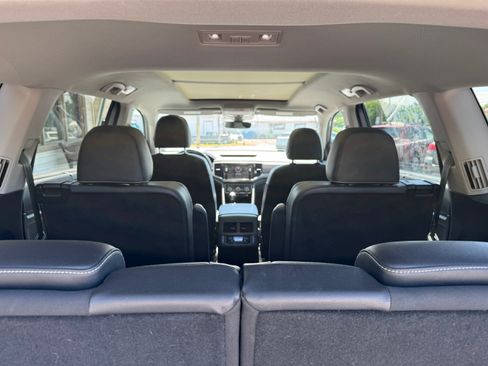 Used 2021 Volkswagen Atlas 4Motion SEL V6 AWD/4WD image 16