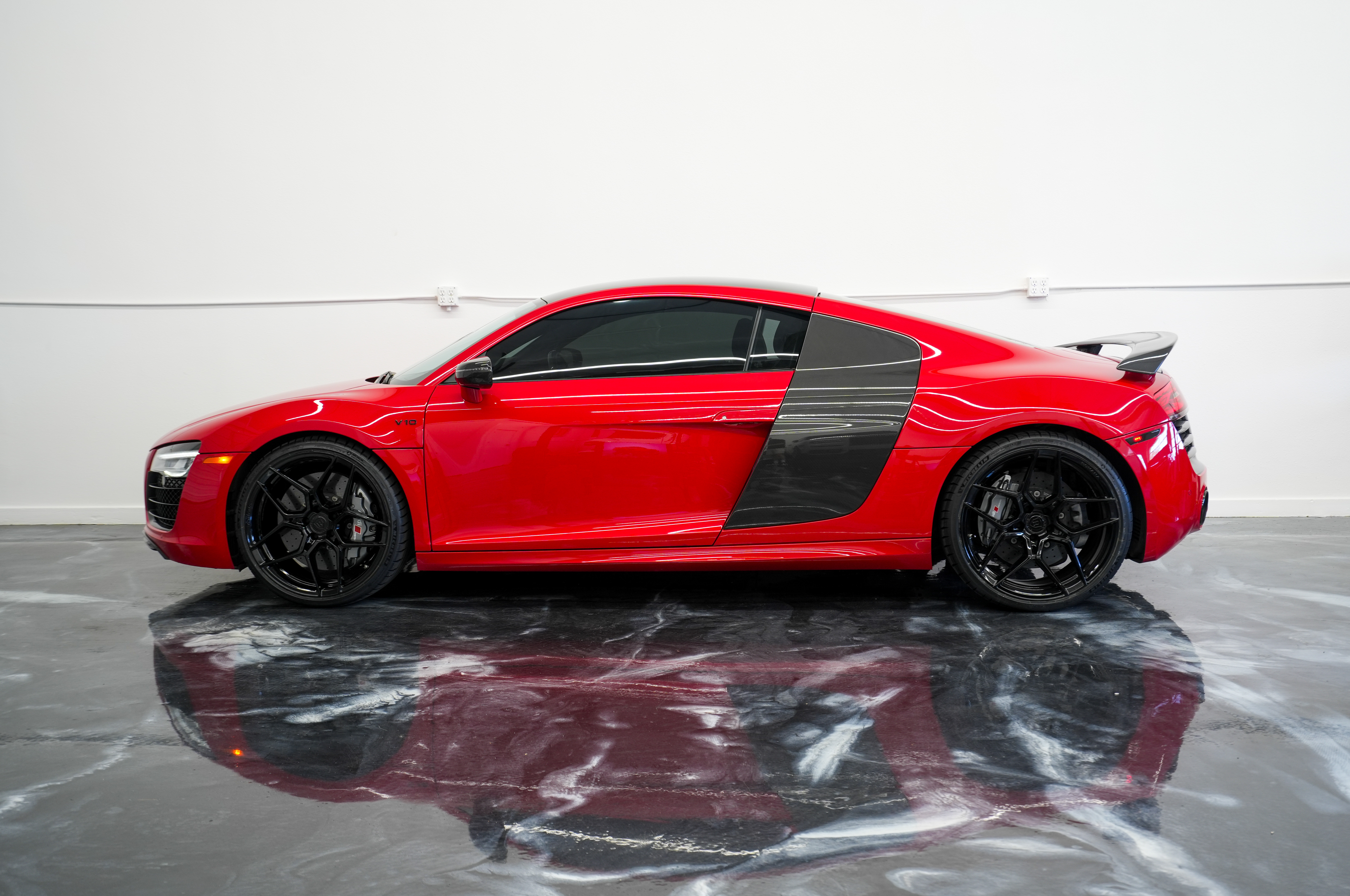 Used 2014 Audi R8 V10 plus Coupe AWD/4WD image 8