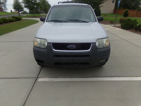 Used 2002 Ford Escape XLT image 8