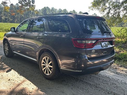 Used 2016 Dodge Durango SXT image 3