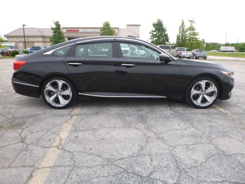 Used 2018 Honda Accord 1.5T Touring image 5