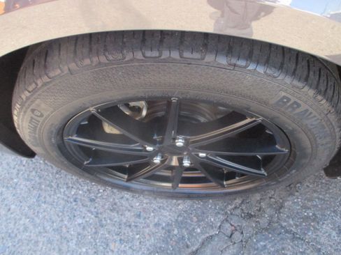Used 2013 Chevrolet Malibu LT FWD image 11