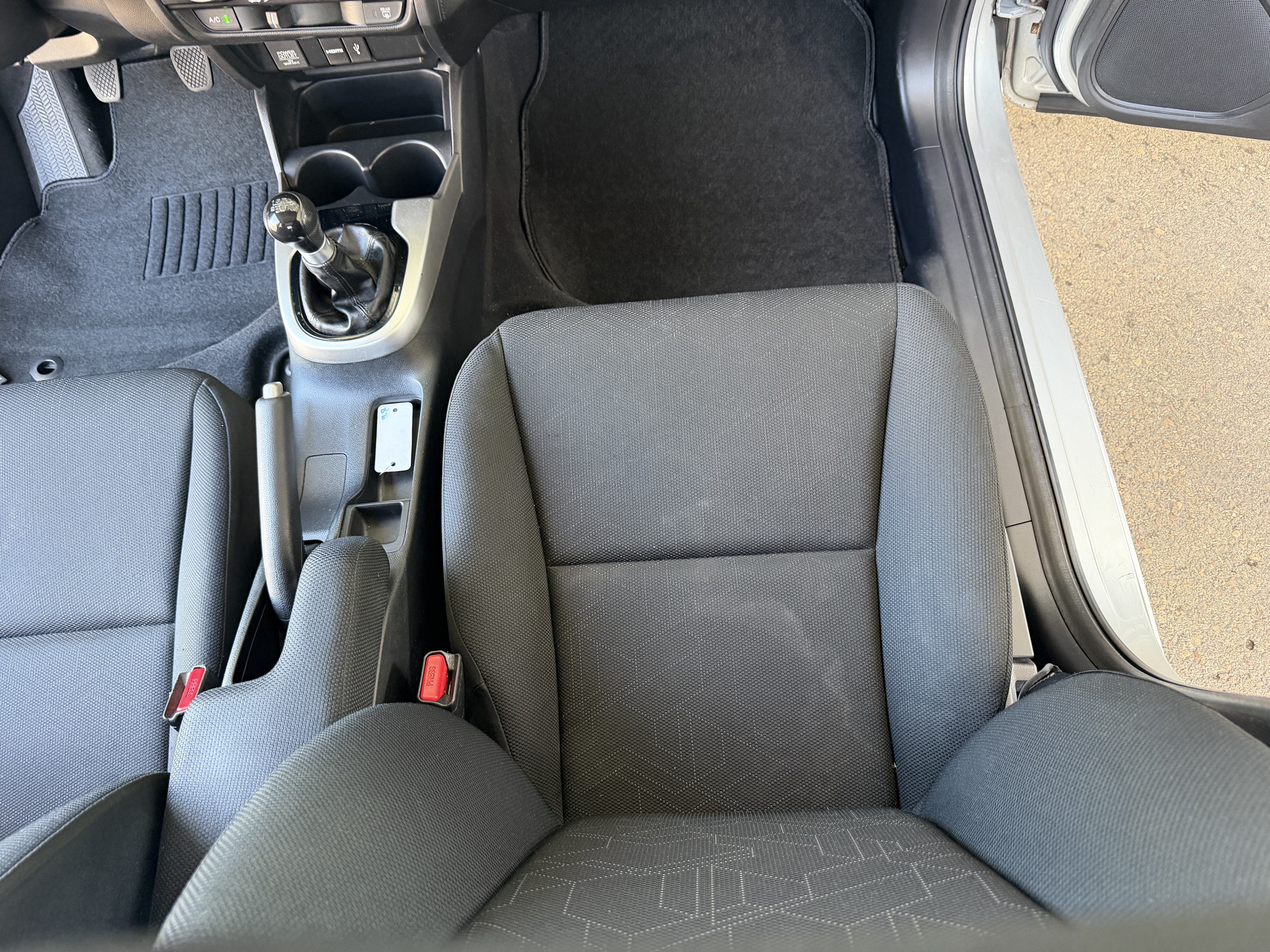 Used 2015 Honda Fit EX image 31
