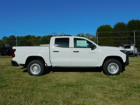 New 2026 Chevrolet Colorado W/T image 10