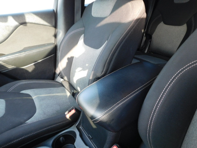 Used 2014 Jeep Cherokee 4WD Latitude image 23