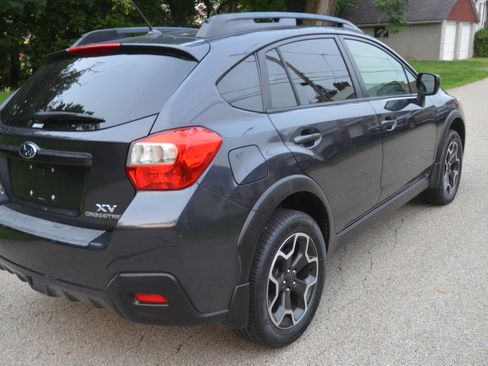 Used 2014 Subaru XV Crosstrek 2.0i Limited AWD/4WD image 4
