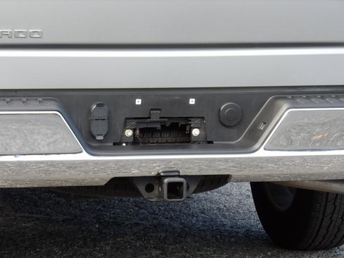 Used 2025 Chevrolet Silverado 1500 LT image 14