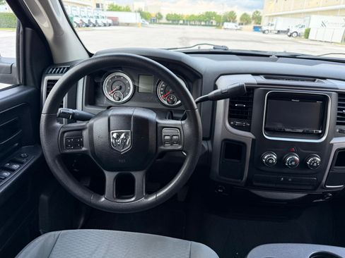 Used 2014 RAM 1500 ST RWD image 97