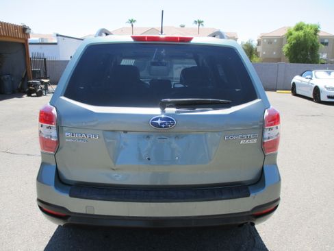 Used 2014 Subaru Forester 2.5i Premium AWD/4WD image 7