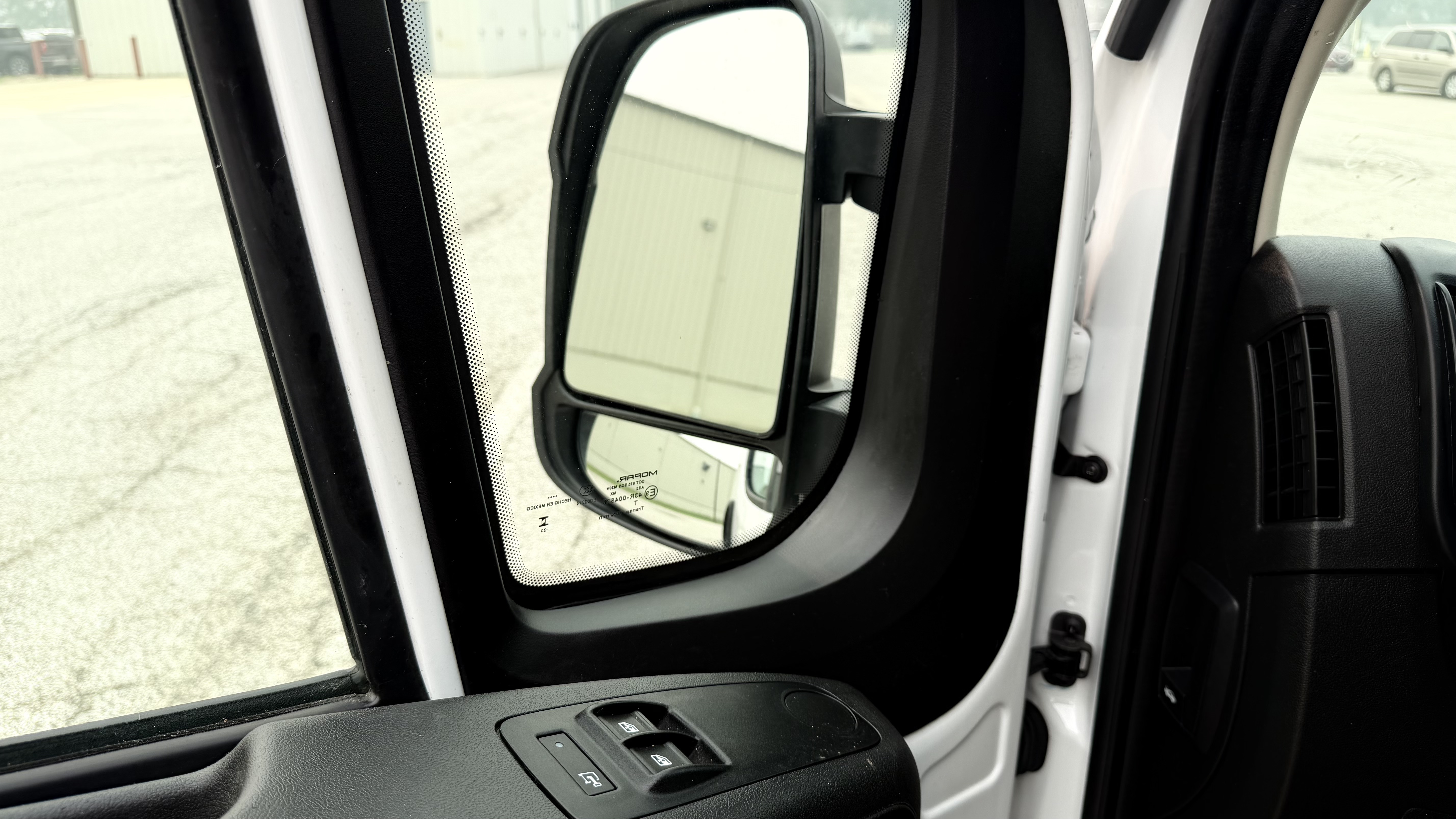 Used 2023 RAM ProMaster 2500 159 High Roof FWD image 12