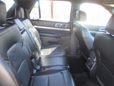 Used 2017 Ford Explorer Sport XLT image 15