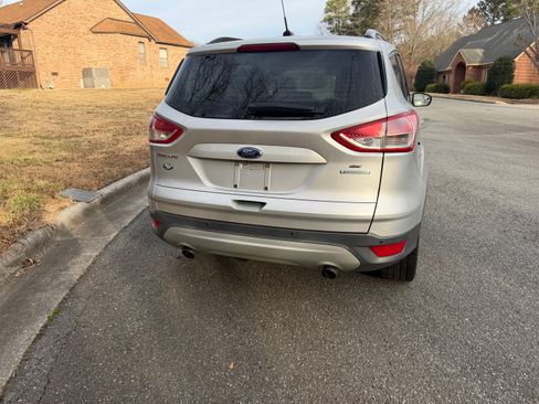 Used 2014 Ford Escape SE image 13