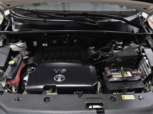 Used 2008 Toyota RAV4 Limited image 32