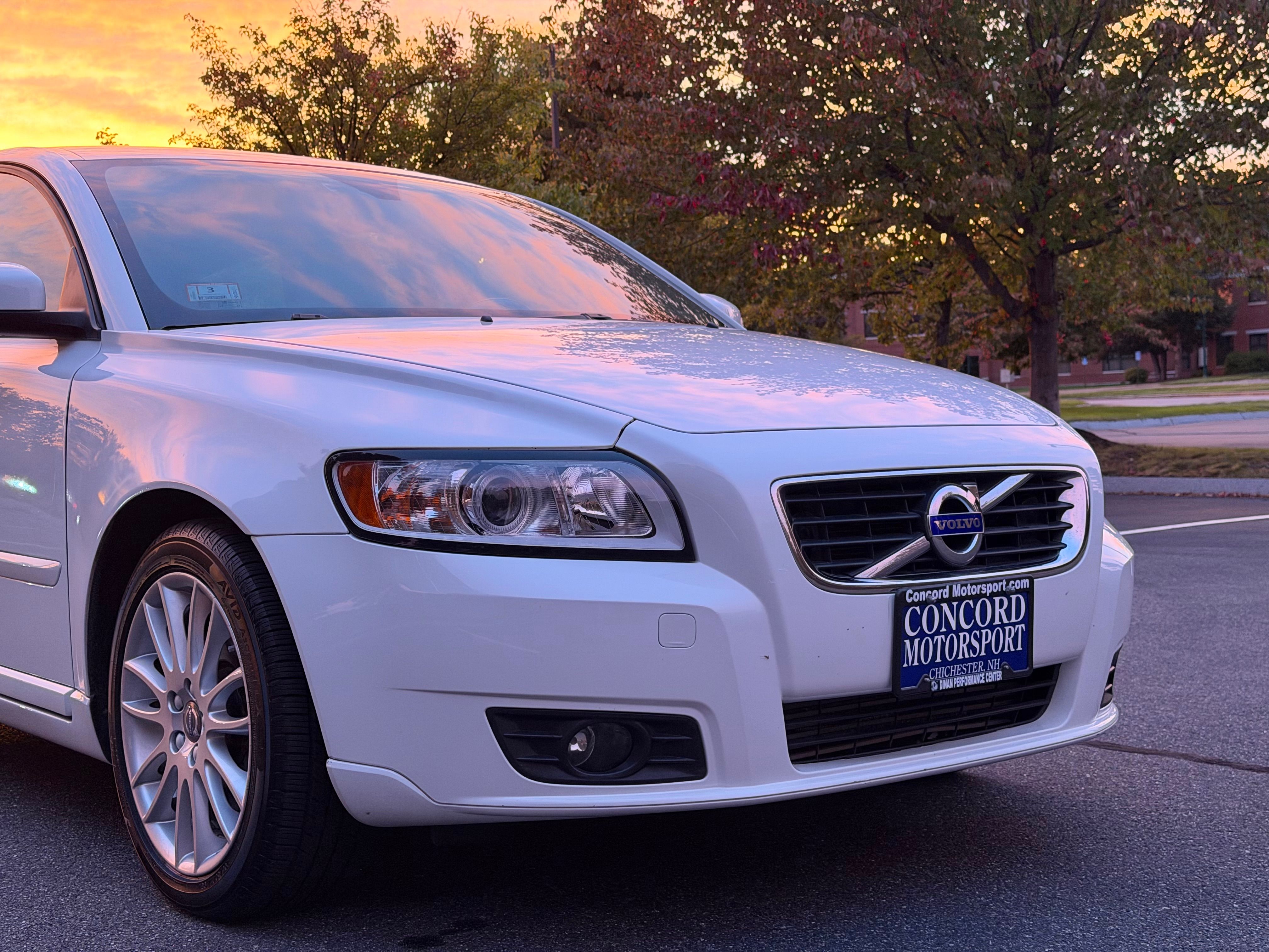 Used 2011 Volvo V50 T5 FWD image 21
